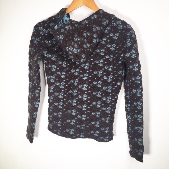 Neve Designs %100 Wool Hooded Long Sleeve Sweater - Picture 8 of 8